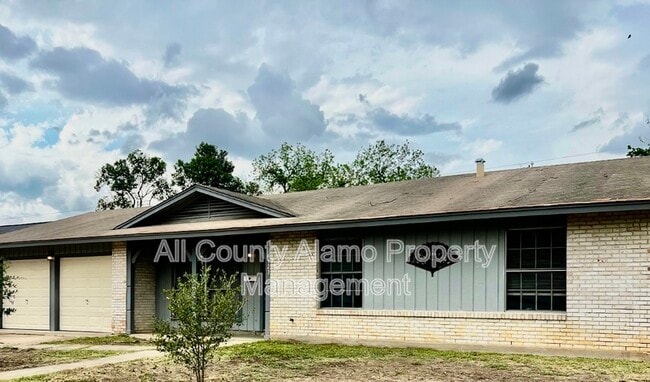 Photo - 4923 Creekmoor Dr