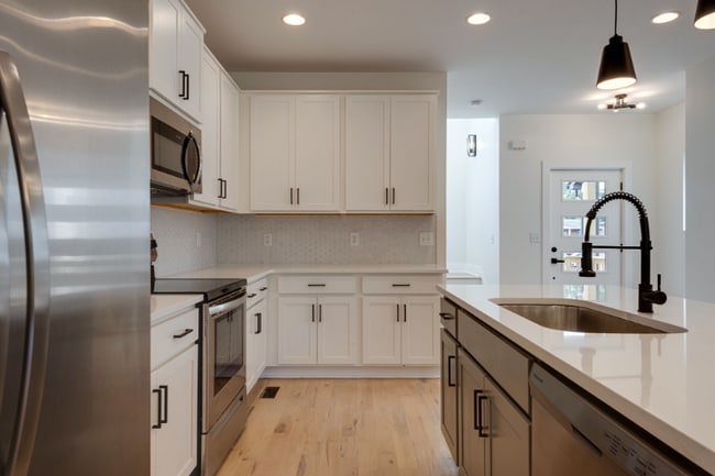 Photo - 214 Eisenhower Dr