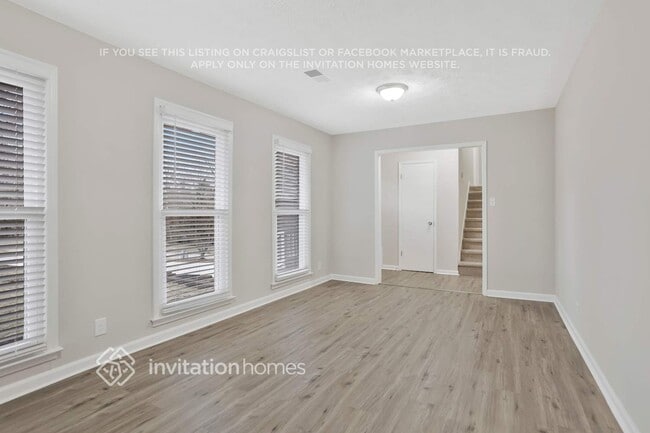 Photo - 4231 Westminster Dr SW