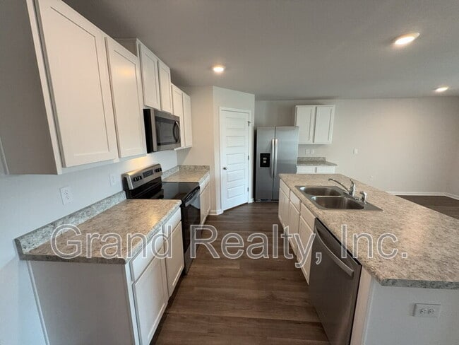 Photo - 4395 Winged Elm Ct