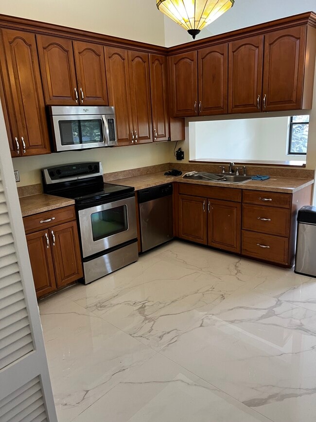 Photo - 12449 Guilford Way