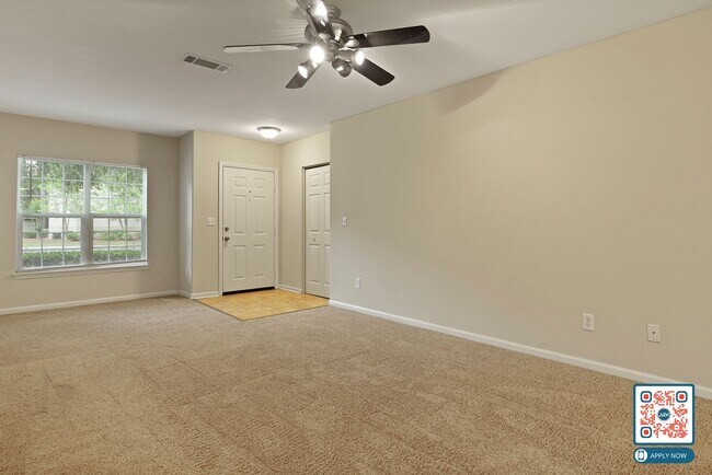 Photo - MOVE IN THIS YEAR - FREE MONTH'S RENT IN 1st 90 DAYS!