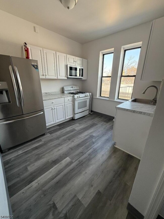 Photo - 402 60th St Unidad 6