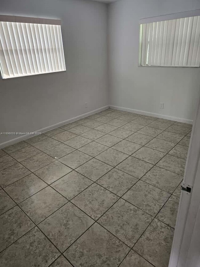 Photo - 3167 Auburn Blvd Unidad 203