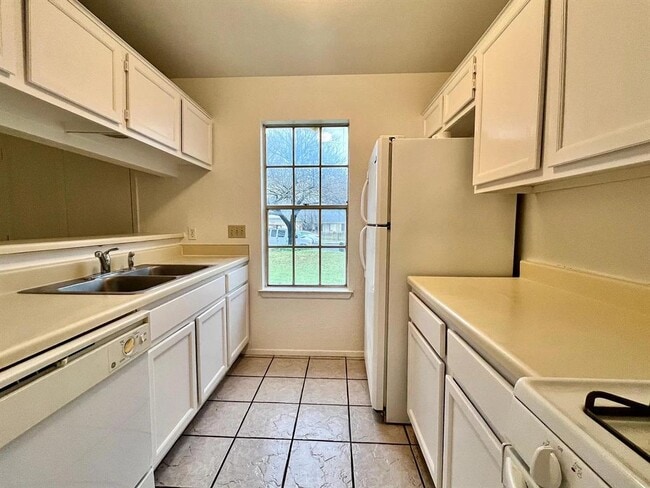 Photo - 12300 Patron Dr