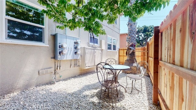 239 3rd Ave