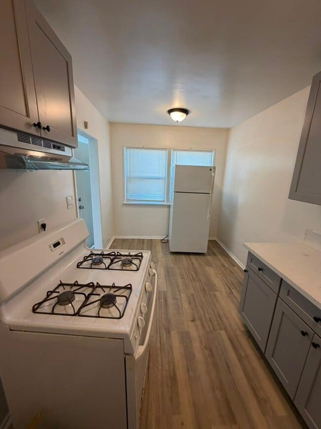 1540 W 226th St Unit C