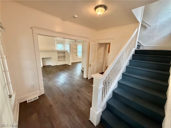 Photo - 6913 Harvard Ave