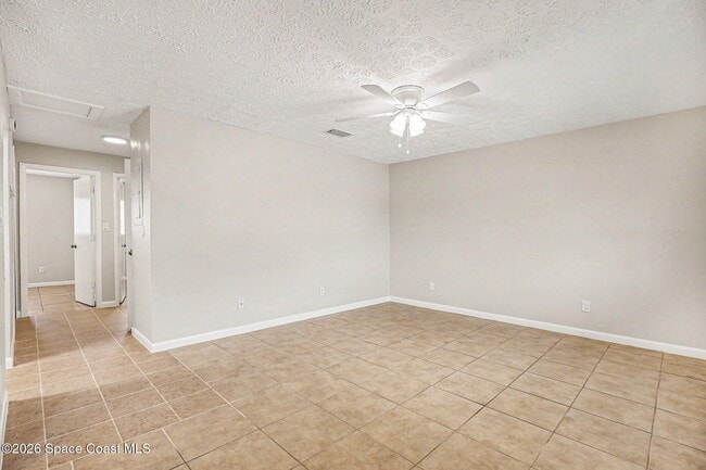 Photo - 1580 South St