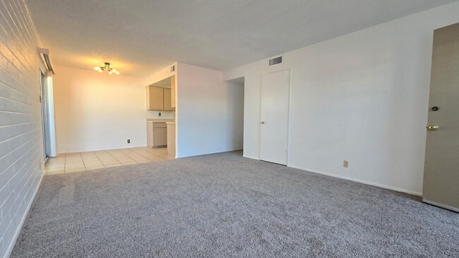 Photo - 4917 N 73rd St Unit Apt 17