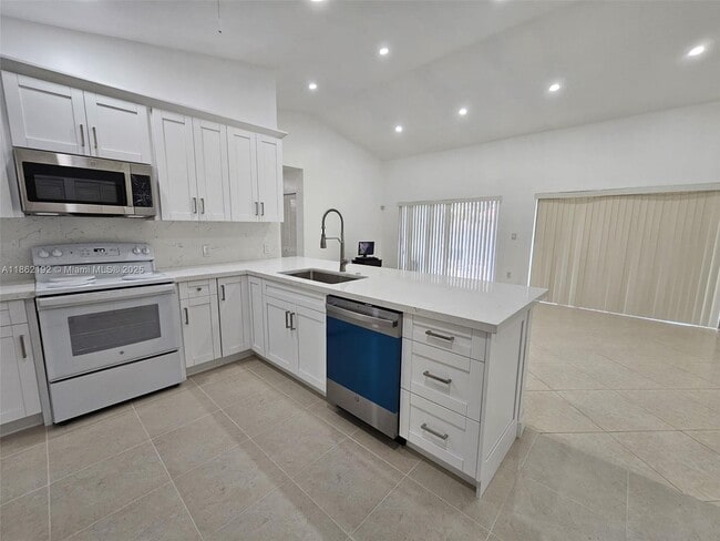 Photo - 15160 SW 128th Ave
