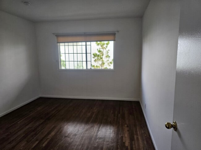 Photo - 1536 S Orange Grove Ave