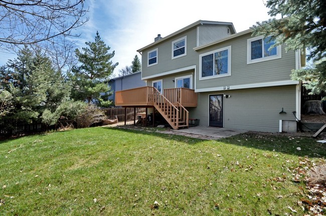 Photo - Fantastic 4BR, 3.5BA! Deck, FP, great yard, location!! (Regal)