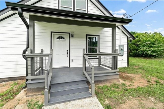 Photo - 4878 Youngs Mill Rd