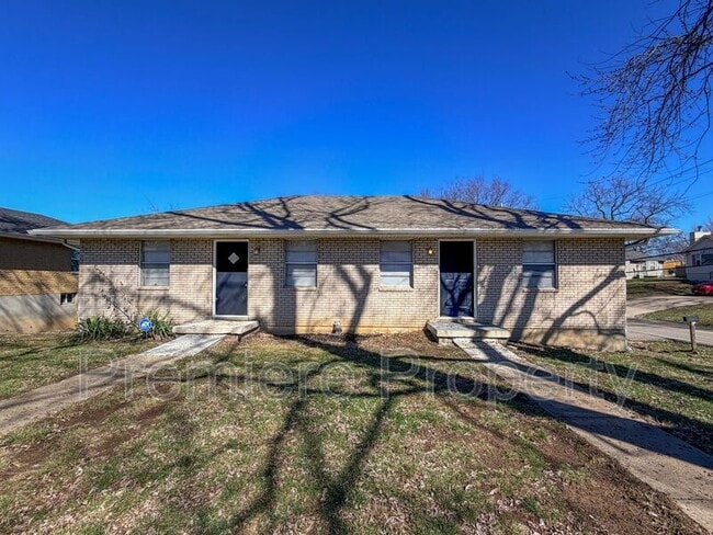 Building Photo - 14834 E Nickell Ave