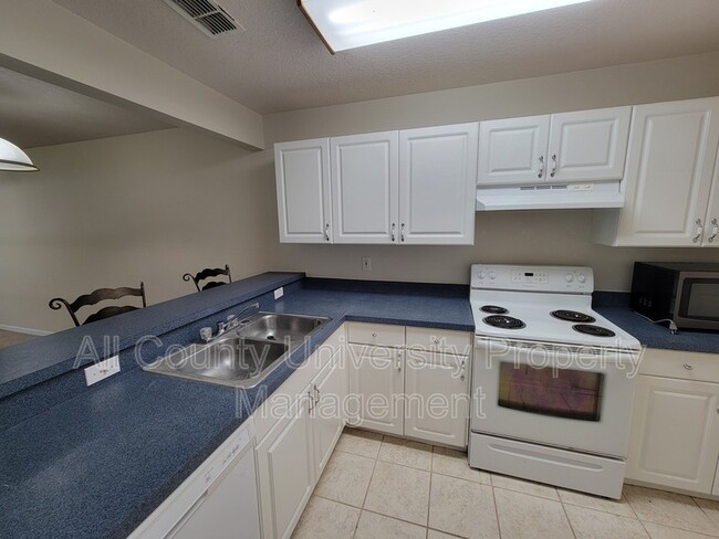 Photo - 2348 SW 42nd Dr Unit 152