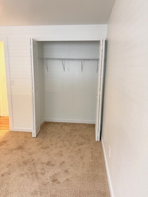 Reno 2x2 1st Bedroom Closet