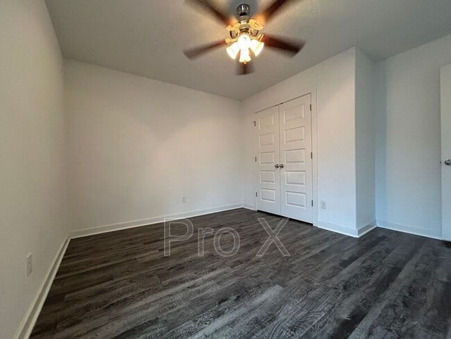 Photo - 325 Brook Ct Unit #4