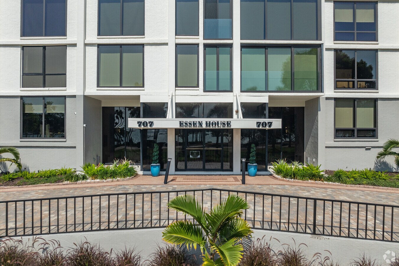 Photo - The Essex House