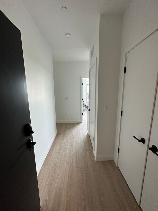 Photo - 93 Bennington St Unit 619
