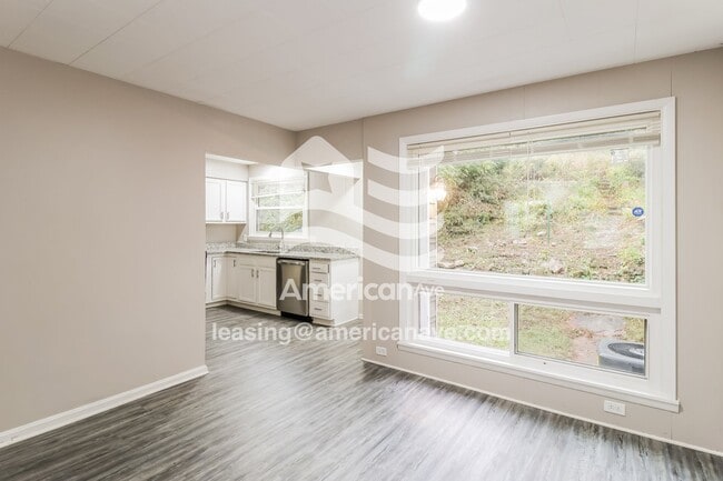 Photo - 1224 6th Ave