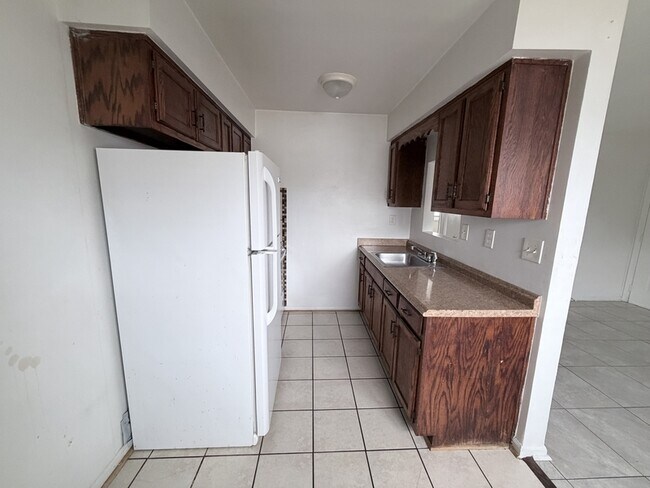 Photo - 9625 Grove Ave