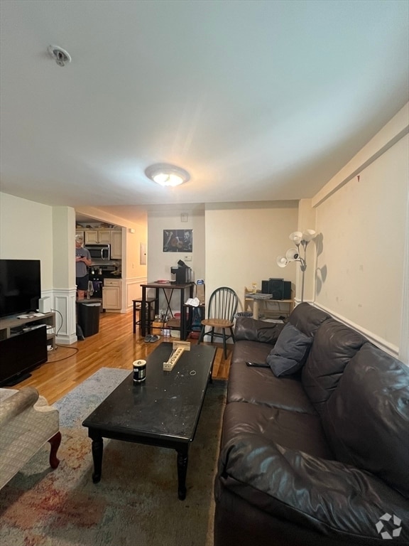 Building Photo - 89 Spring St Rental