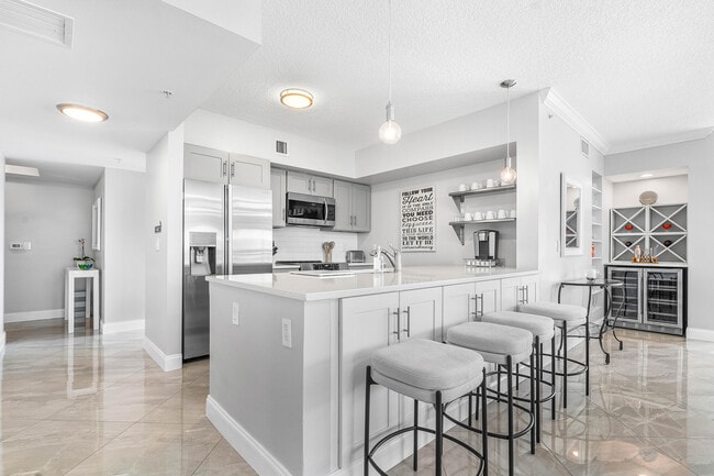 Photo - 600 S Dixie Hwy Unit 329