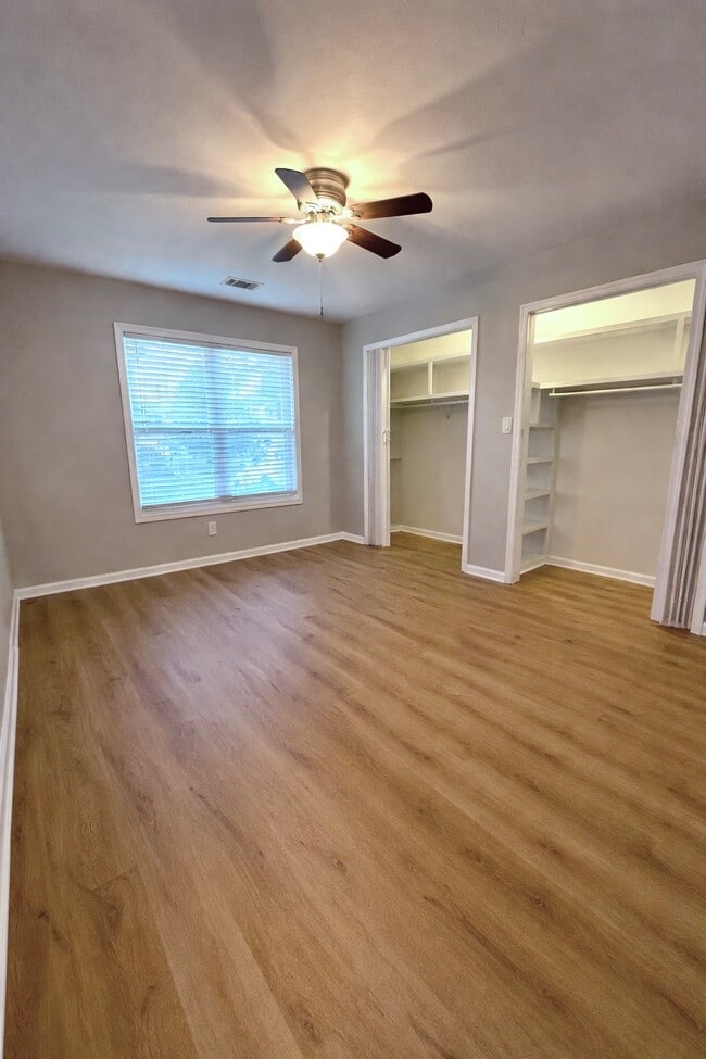 Photo - 117 Jennifer Ln SW