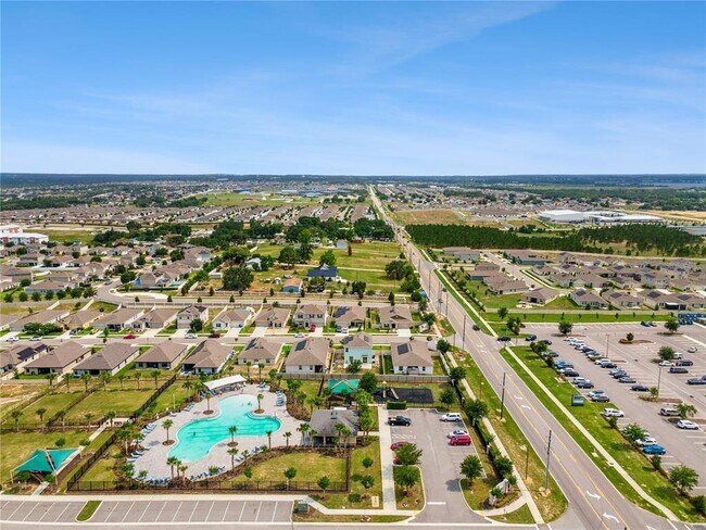 310 Citrus Pointe Dr