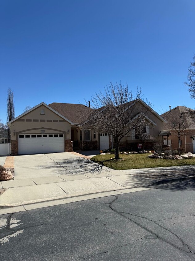 Photo - 6857 S Bateman Field Dr, West Jordan, UT 84084