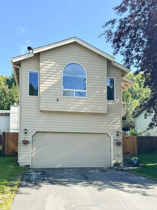 Building Photo - 17841 Beaujolais Dr Rental