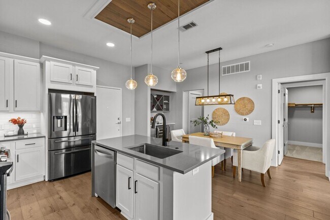 Photo - 2401 Euclid Ave