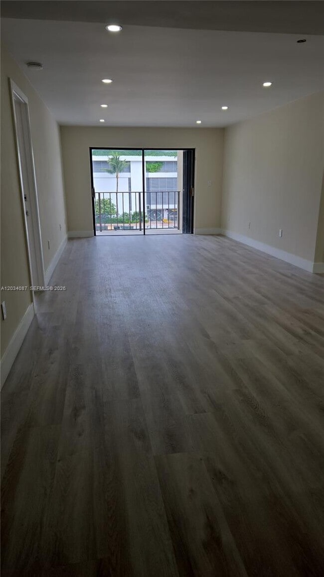 Photo - 9124 Collins Ave Unit 304