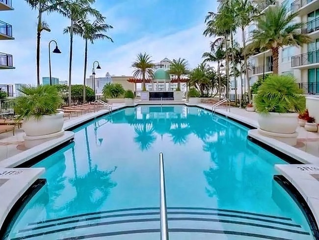 Building Photo - 600 W Las Olas Blvd Unit 301