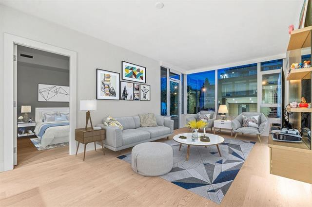 Photo - 3639 16th Av W