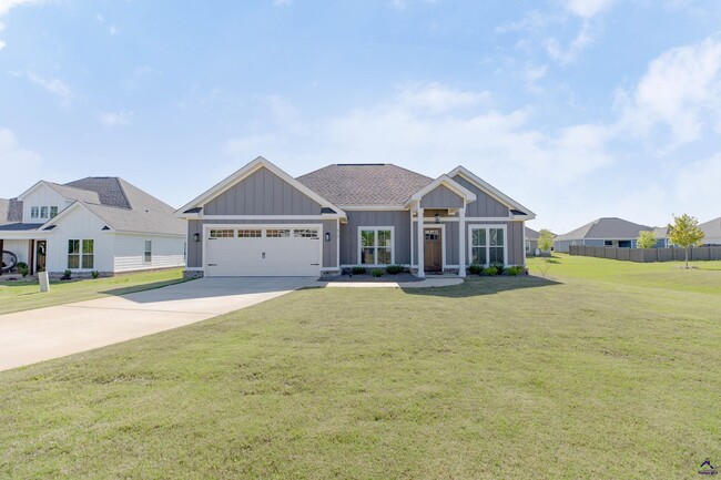 Photo - 210 Saraland Trl Casa