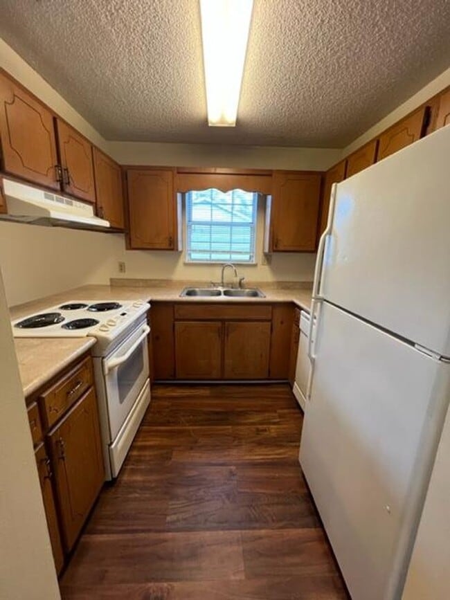 Photo - 3BD/2B Townhouse in New Wood Valley Unidad 2 B Westbrook Circle