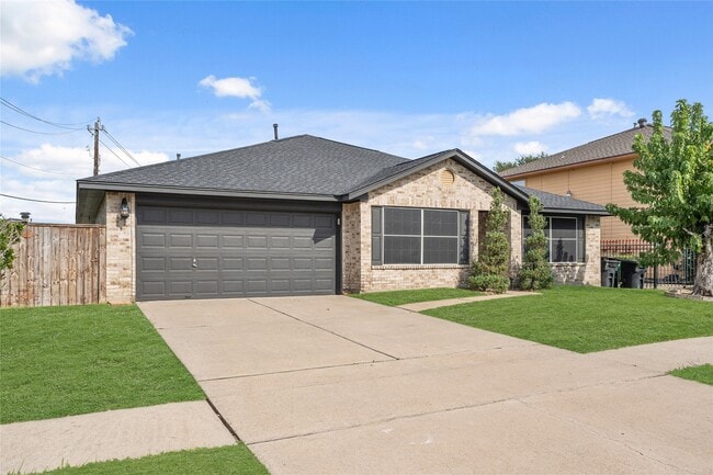 Photo - 9331 Carmalee St