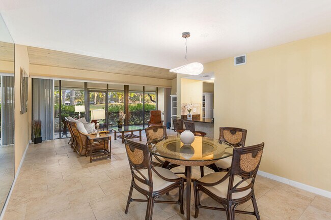 Photo - 229 Old Meadow Way