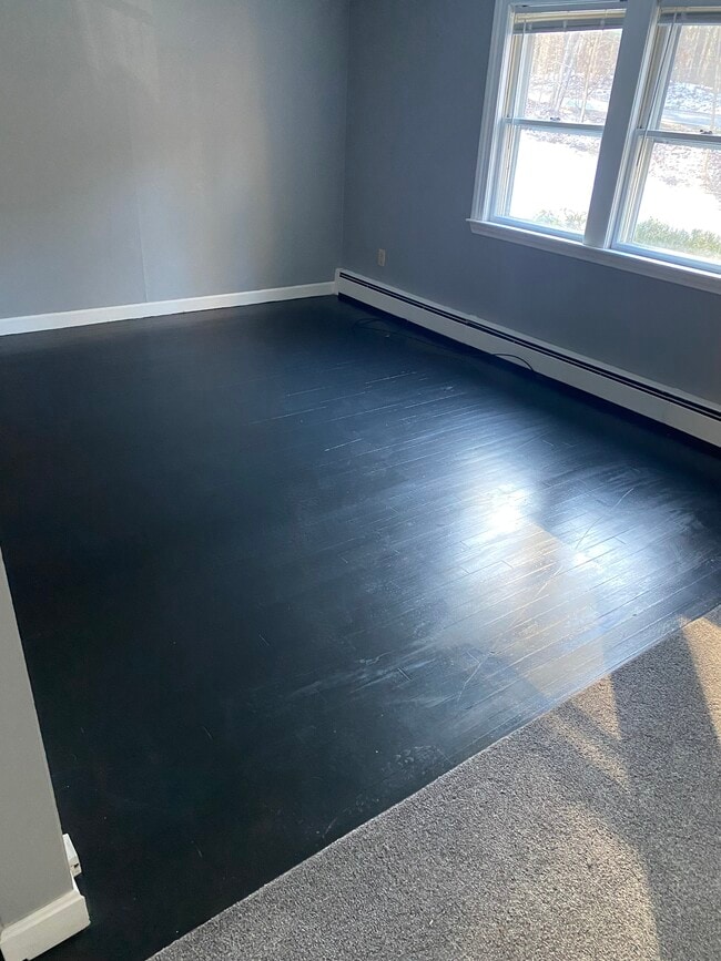 Photo - 843 Boston Rd Unidad B