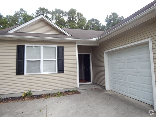 Building Photo - The Abors @ Westgate Rental