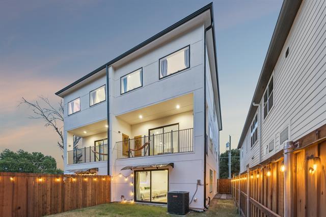 Photo - 909 Bayonne St