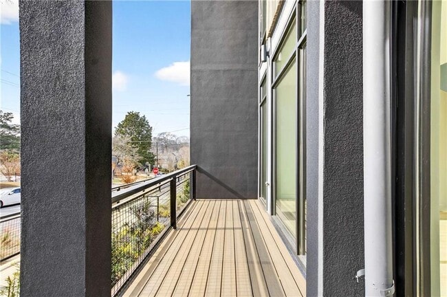 Photo - 816 Berne St SE