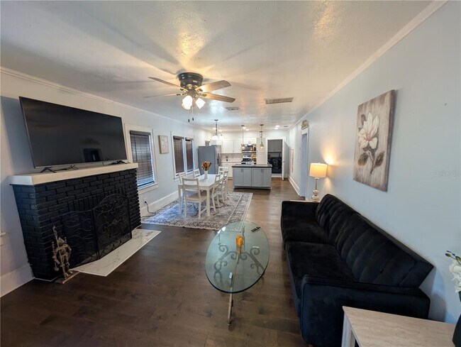 Photo - 771 14th Ave S