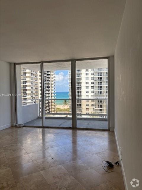 Building Photo - 5700 Collins Ave Unit 10D Rental