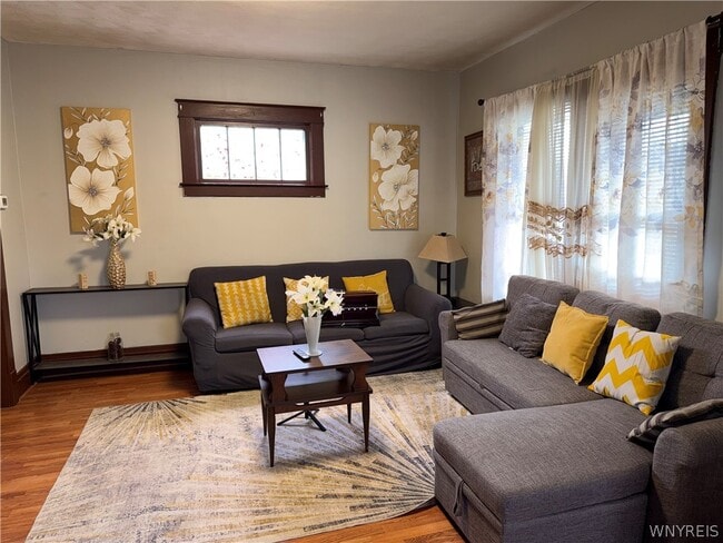 Photo - 1616 Walnut Ave