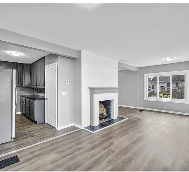 Photo - 204 Grove Ave