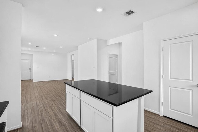 Building Photo - 18027 Lasso Mls Dr