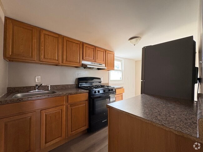 Building Photo - 306 S 10th St Unit 3 Rental